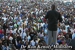 Ron Kenoly
